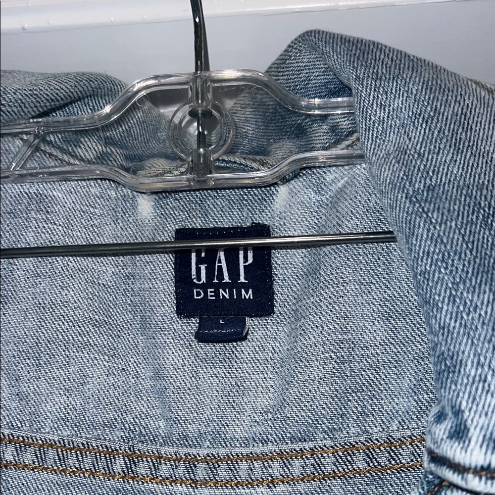 GAP Faded Blue Denim Jacket - Picture 4 of 5